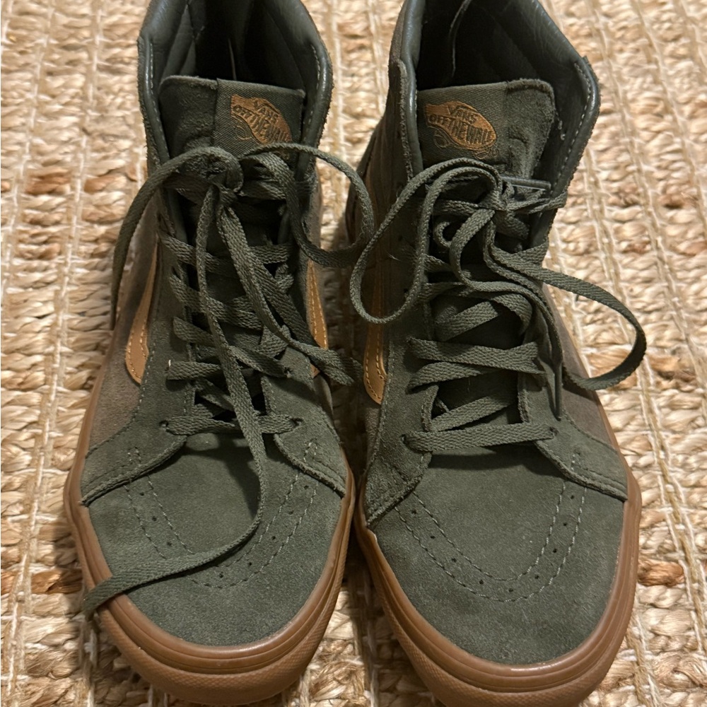Vans Green High-Top Sneakers -Vans Sk8-Hi Zip shoes